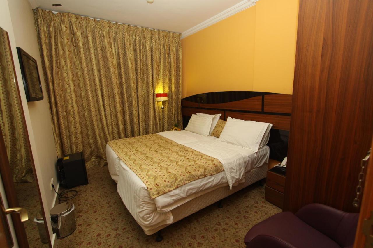 Al Saraya Ajyad Hotel Mekka Exteriör bild